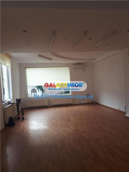 Casă cu 7 camere cu Teren 300 Mp în Foișorul de Foc