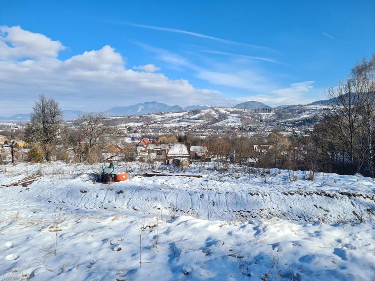 Teren Construcții intravilan de 2800 mp, în Bran