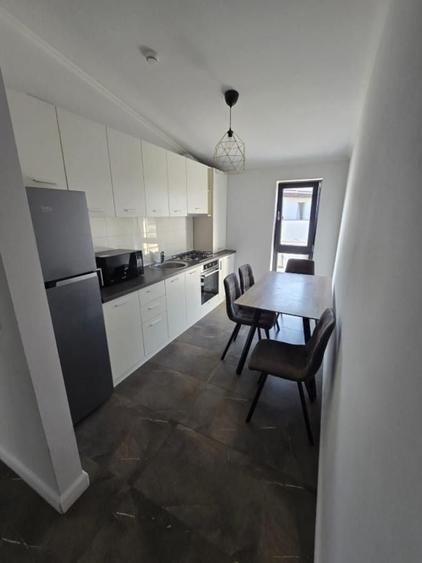 Apartament cu 2 camere semidecomandat, mobilat în Braytim