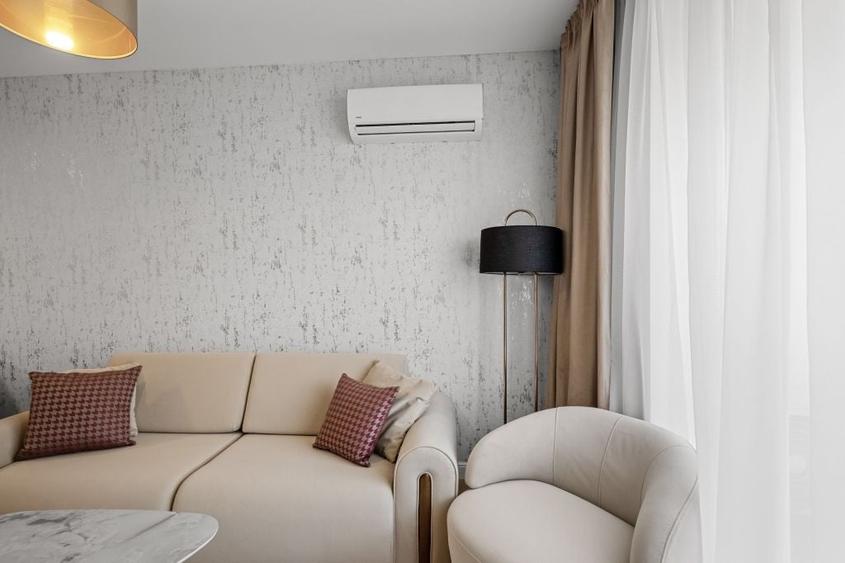 Apartament cu 2 camere decomandat în Central