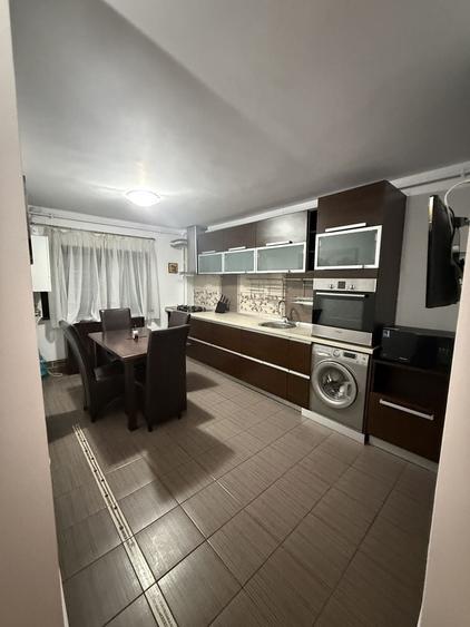 Apartament cu 2 camere decomandat în Rahova
