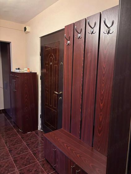 Apartament cu 2 camere decomandat în Soarelui