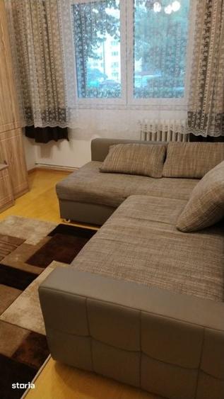 Apartament cu 2 camere decomandat în Republicii
