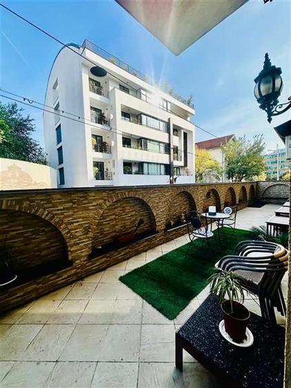 Apartament cu 2 camere decomandat, mobilat în Herăstrău