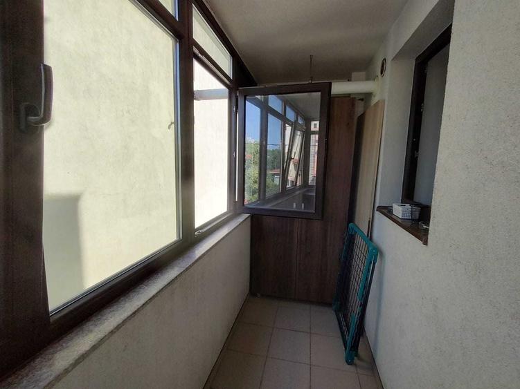 Apartament cu 2 camere decomandat în Jiului