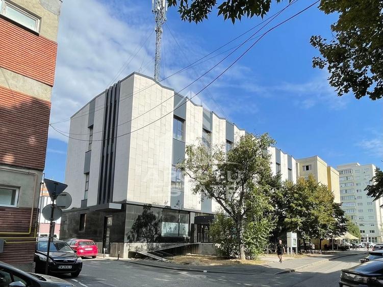 Spațiu comercial, de 1,207 mp, în Circumvalațiunii