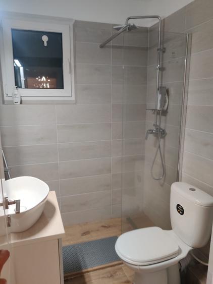 Apartament cu 2 camere semidecomandat în Gara de Nord
