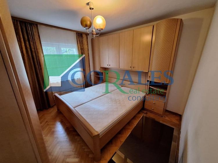 Apartament cu 2 camere decomandat, mobilat în Bucovina