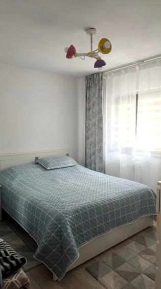 Apartament cu 2 camere decomandat, mobilat în Brâncoveanu