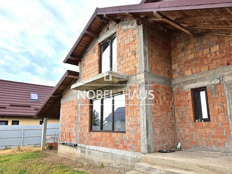 Casă cu Teren 600 Mp în Central