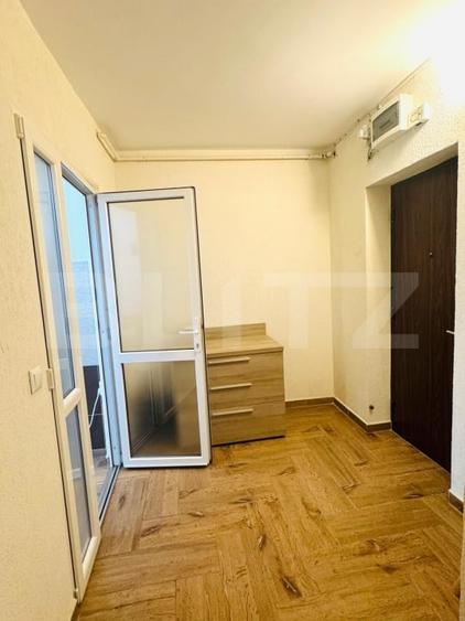 Apartament cu 2 camere semidecomandat, mobilat în Răcădău