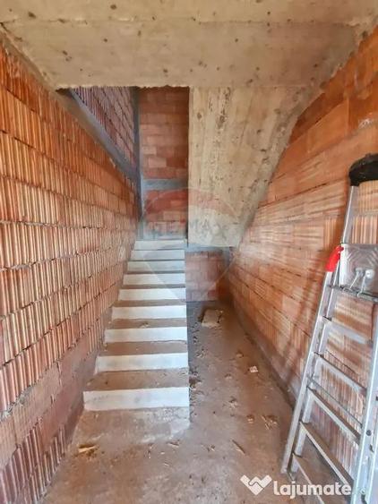 Casa si 74000 metri patrati teren - 14