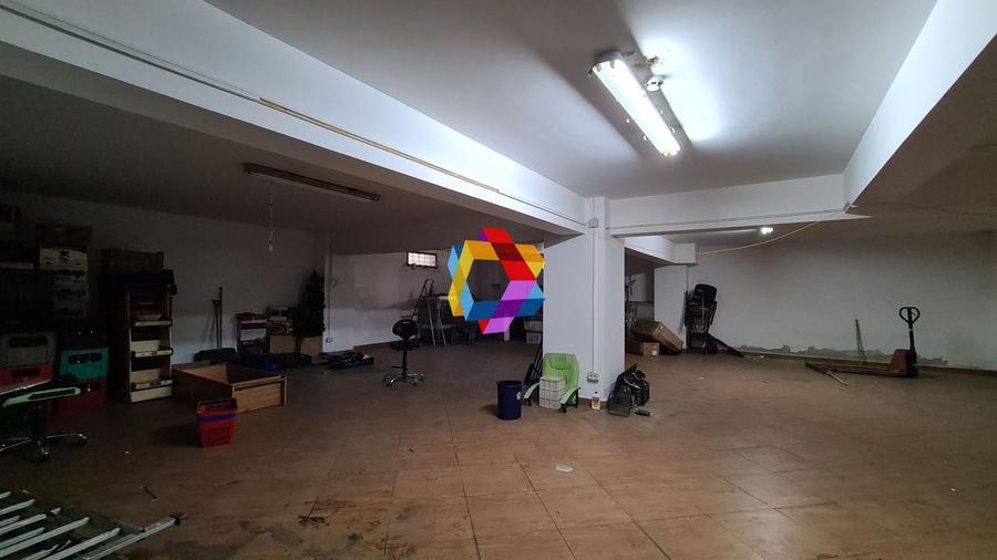 Spațiu comercial, de 567 mp, în Florilor