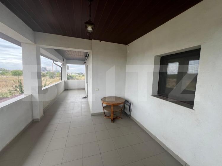 Casă individuală cu 5 camere cu Teren 2501 Mp în Nord