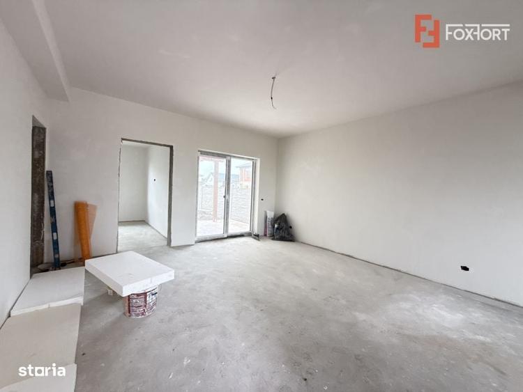 Casă cu 4 camere în Exterior Nord