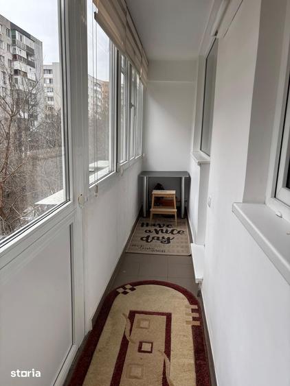 Apartament cu 3 camere decomandat în Tineretului