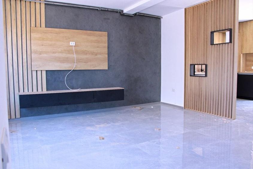 Casă cu 3 camere în Năvodari