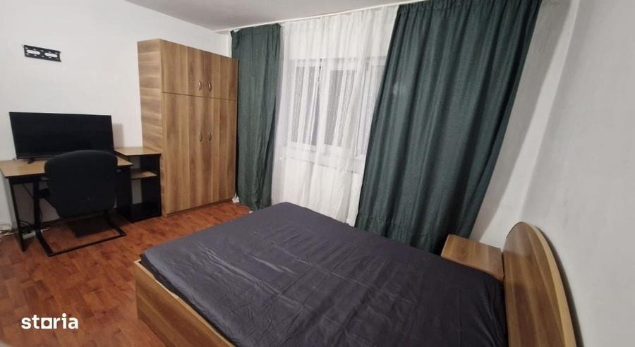 Apartament cu 3 camere semidecomandat în Central