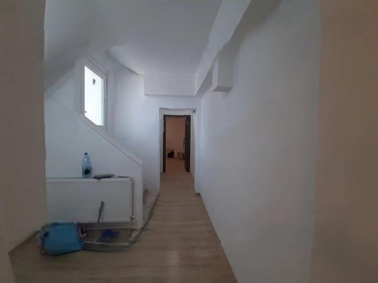 Garsonieră nedecomandată în Banu Manta