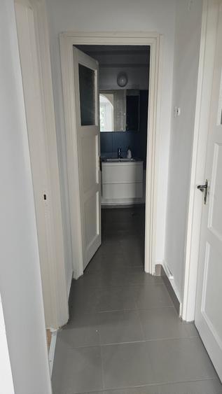 Apartament cu 3 camere în Calea Victoriei