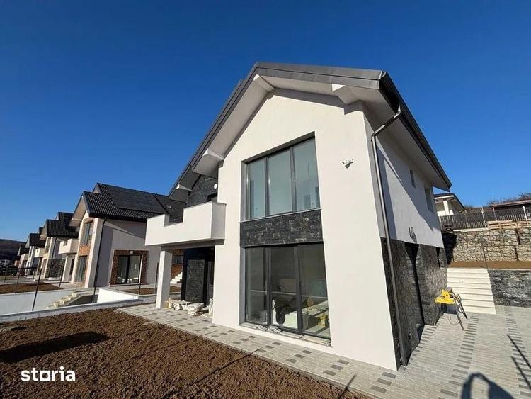 Casă cu 4 camere cu Teren 500 Mp în Baciu
