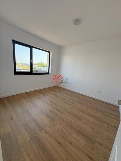 Casă cu 4 camere cu Teren 528 Mp în Corbeanca