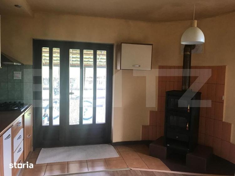 Casa cu 5 camere, 198 mp utili, 600 mp teren, in cartierul Primaverii - 1