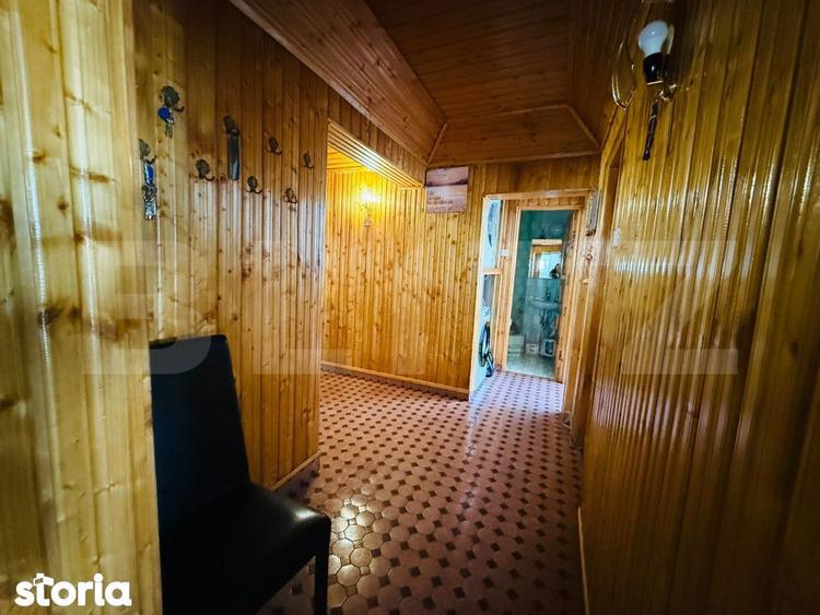 Apartament cu 4 camere decomandat, mobilat în Valea Cetății