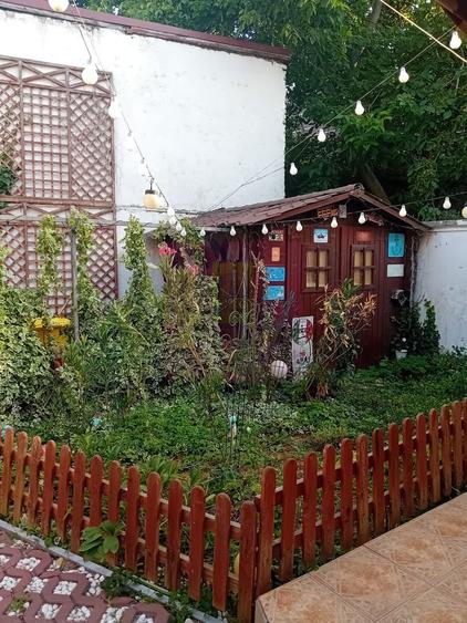 Casă individuală cu 5 camere cu Canalizare în Tei