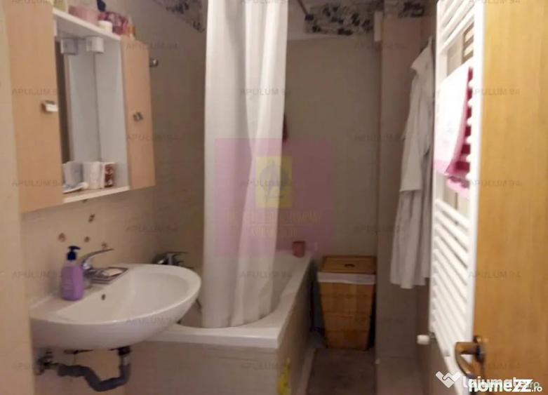 Apartament cu 4 camere decomandat în Vitan