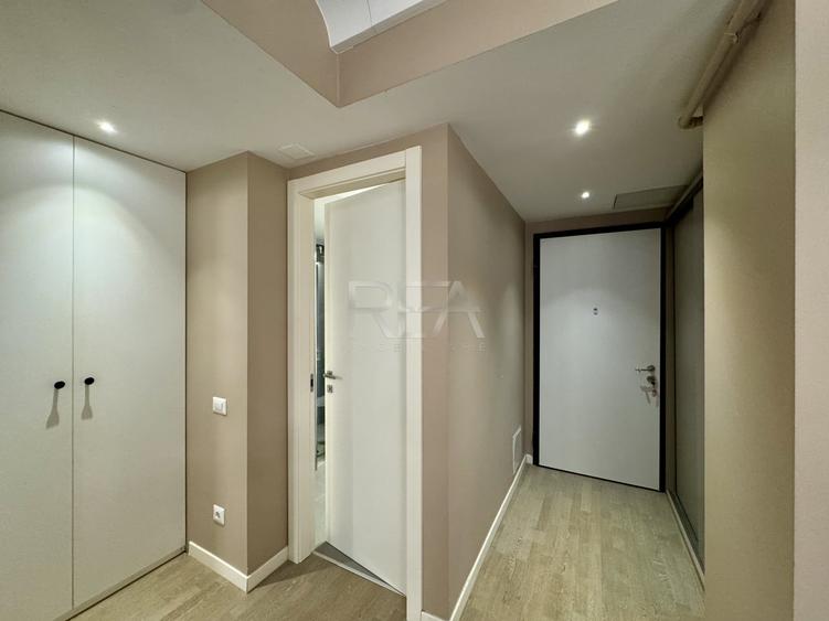 Apartament cu 2 camere semidecomandat, mobilat în Herăstrău