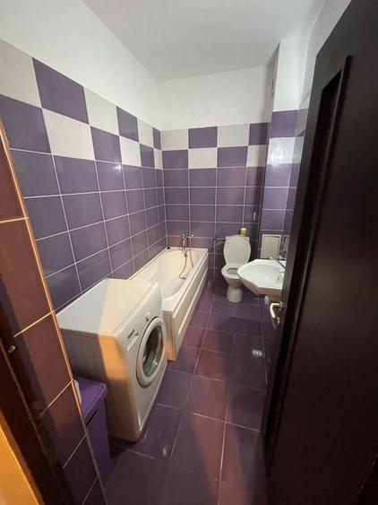 Garsonieră decomandată în Lotrioara