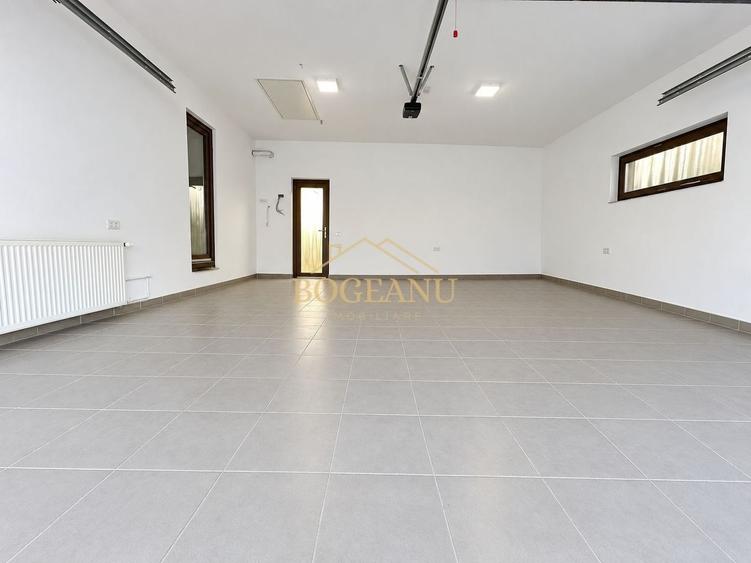 Casă individuală cu 4 camere cu Piscina în Moșnița Veche
