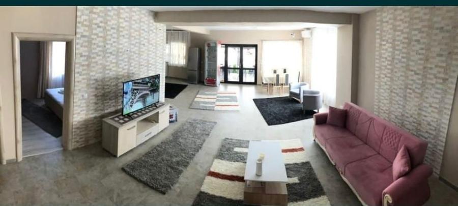 Casă cu 5 camere cu Teren 405 Mp în Central