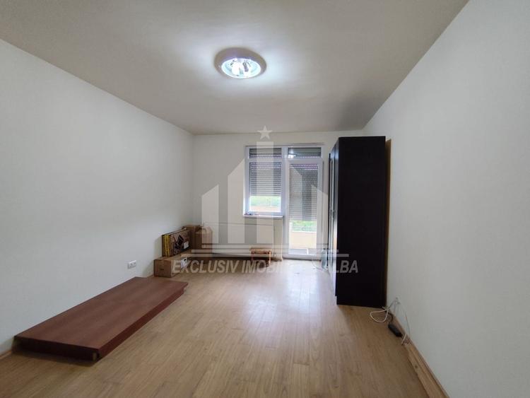 Apartament cu 2 camere decomandat, mobilat în Cetate