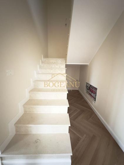 Duplex cu 4 camere cu Canalizare în Giroc