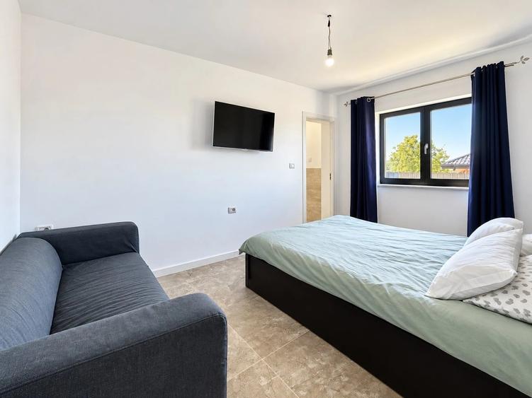 Casă individuală cu 4 camere cu Teren 475 Mp în Central