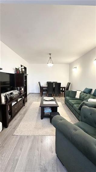 Apartament cu 3 camere decomandat, mobilat în Km 4-5