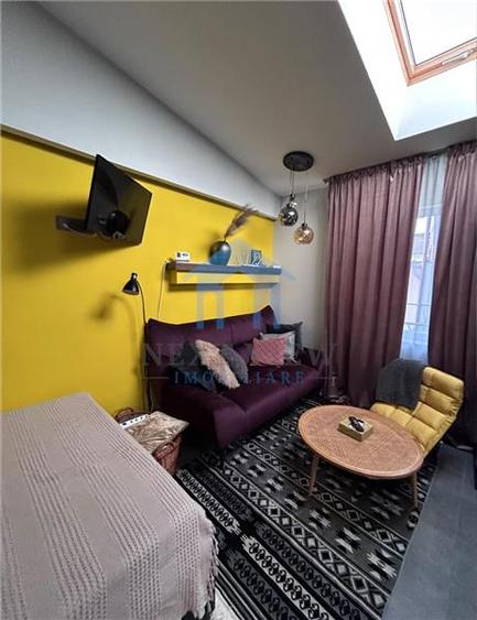 Garsonieră decomandată în Central