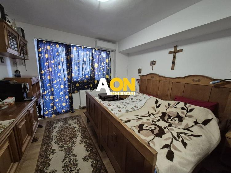 Apartament cu 2 camere decomandat în Micești