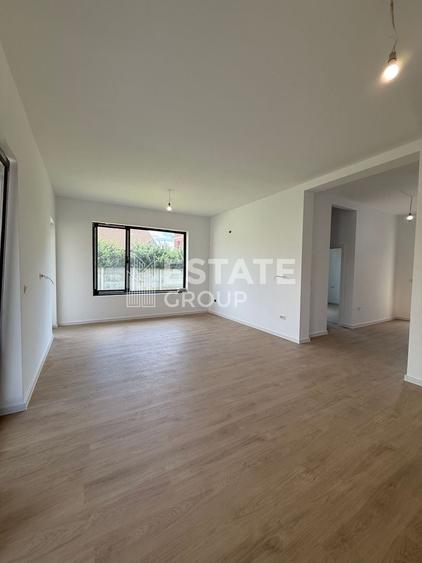 Duplex cu 4 camere cu Canalizare în Moșnița Nouă