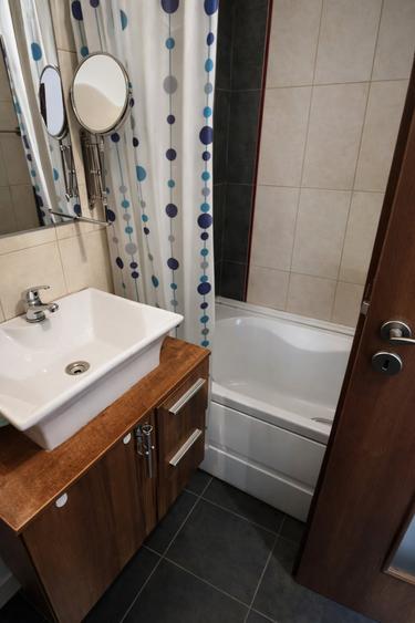 Casă individuală cu 4 camere cu Canalizare în Ovidiu