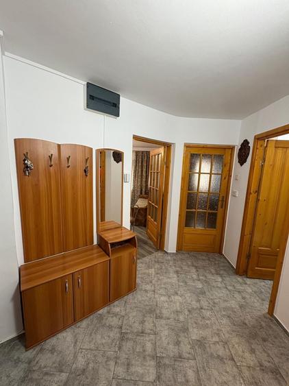 Inchiriez dormitor in apartament 3 camere Zona Soarelui - 6