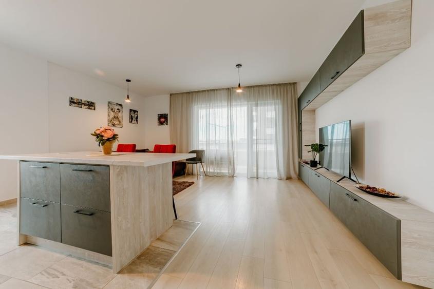 Apartament cu 2 camere semidecomandat, mobilat în Griviței