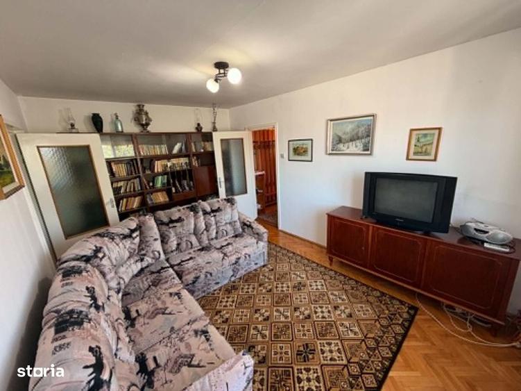 Apartament cu 4 camere în Libertății