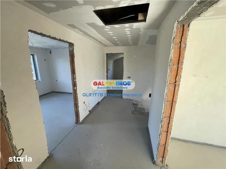 Casă cu 5 camere cu Teren 502 Mp în Crevedia