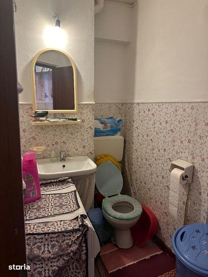 Apartament cu 4 camere decomandat în Câmpina