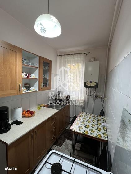 Apartament cu 2 camere decomandat în Bunești