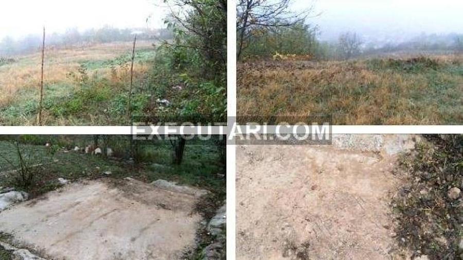 Casă individuală cu 3 camere cu Teren 1320 Mp în Hotarele