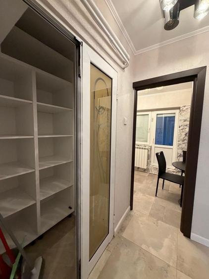 Apartament cu 3 camere decomandat în Liteni
